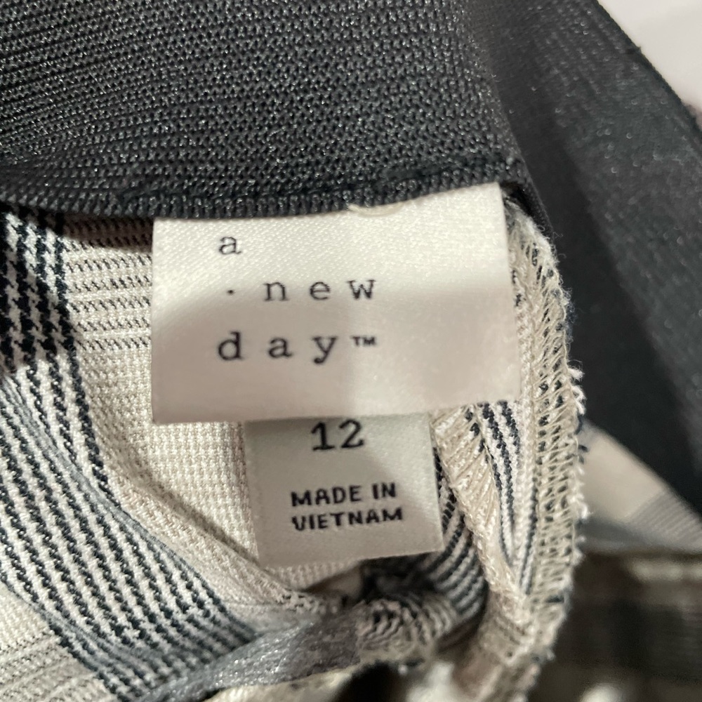 A new day pants! Brand new!! Tags still on!! Size 12!! Beige color